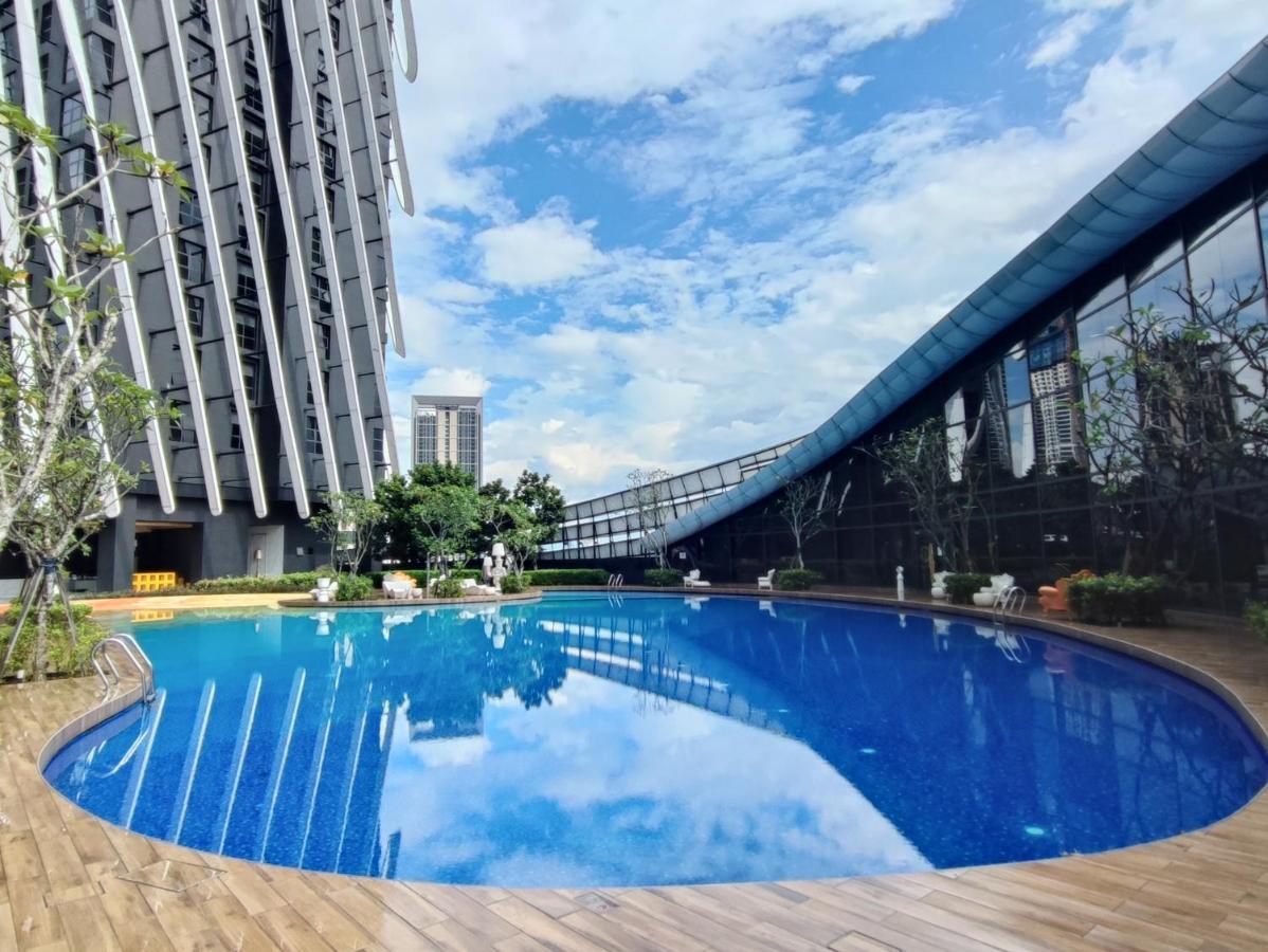 Arte Mont Kiara Host By Host Corner Suites Kuala Lumpur Luaran gambar