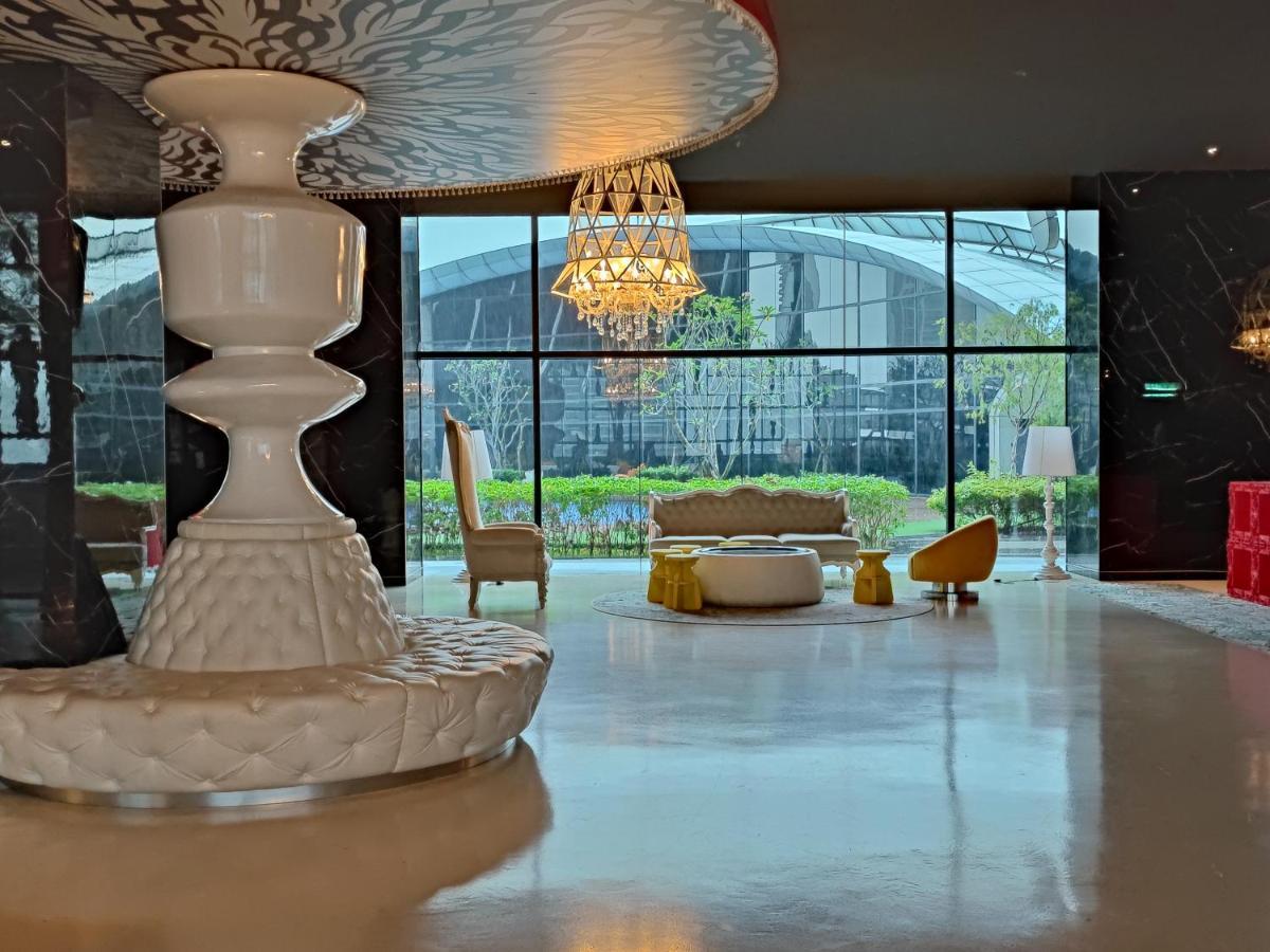 Arte Mont Kiara Host By Host Corner Suites Kuala Lumpur Luaran gambar