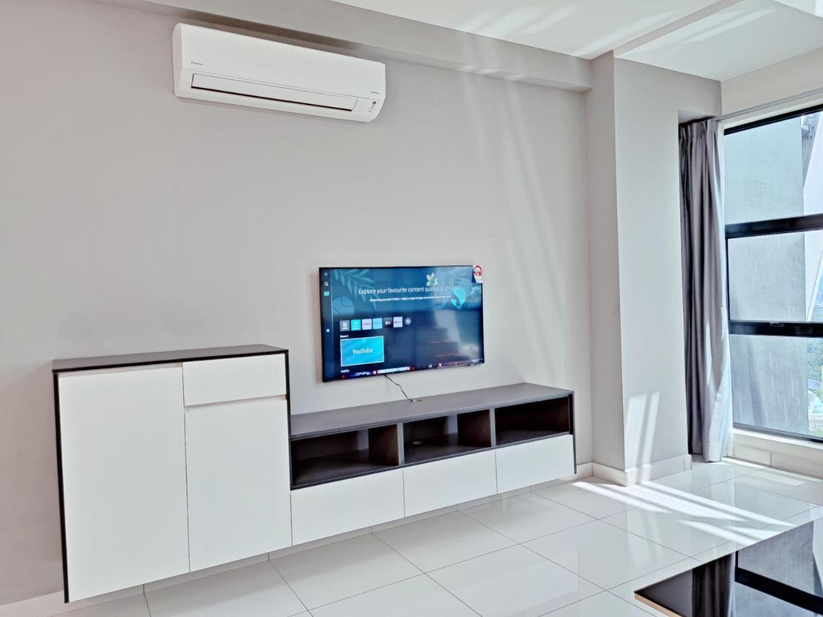 Arte Mont Kiara Host By Host Corner Suites Kuala Lumpur Bilik gambar
